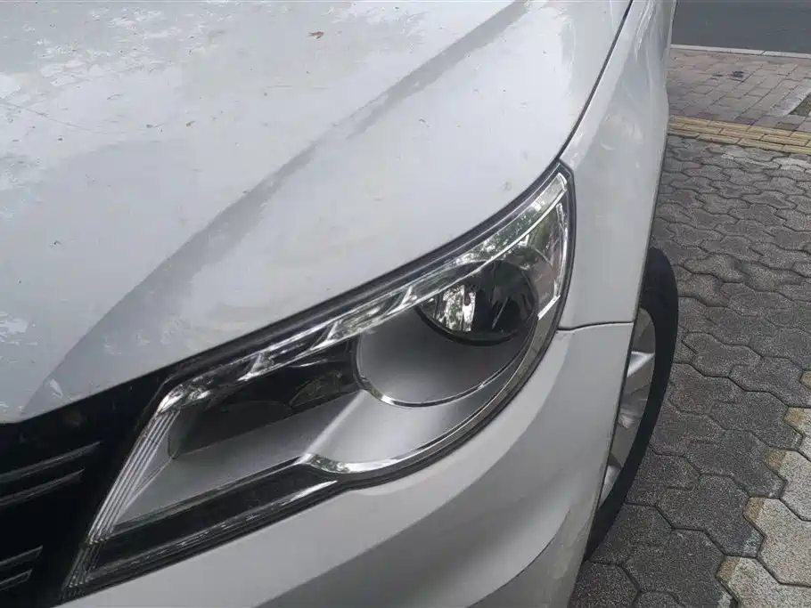 Volkswagen Tiguan 2012 1.8TSI Automatic 2WD Trend Edition фото 5