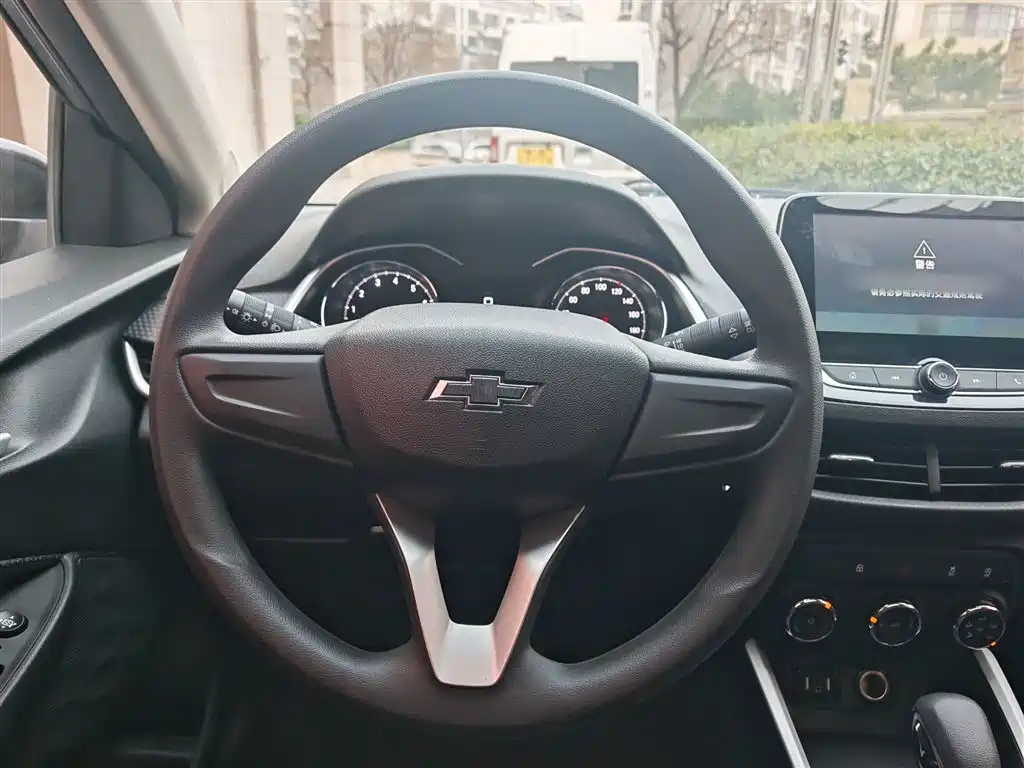 Chevrolet Cavalier 2020 Redline 325T Automatic Delight (China VI) фото 5