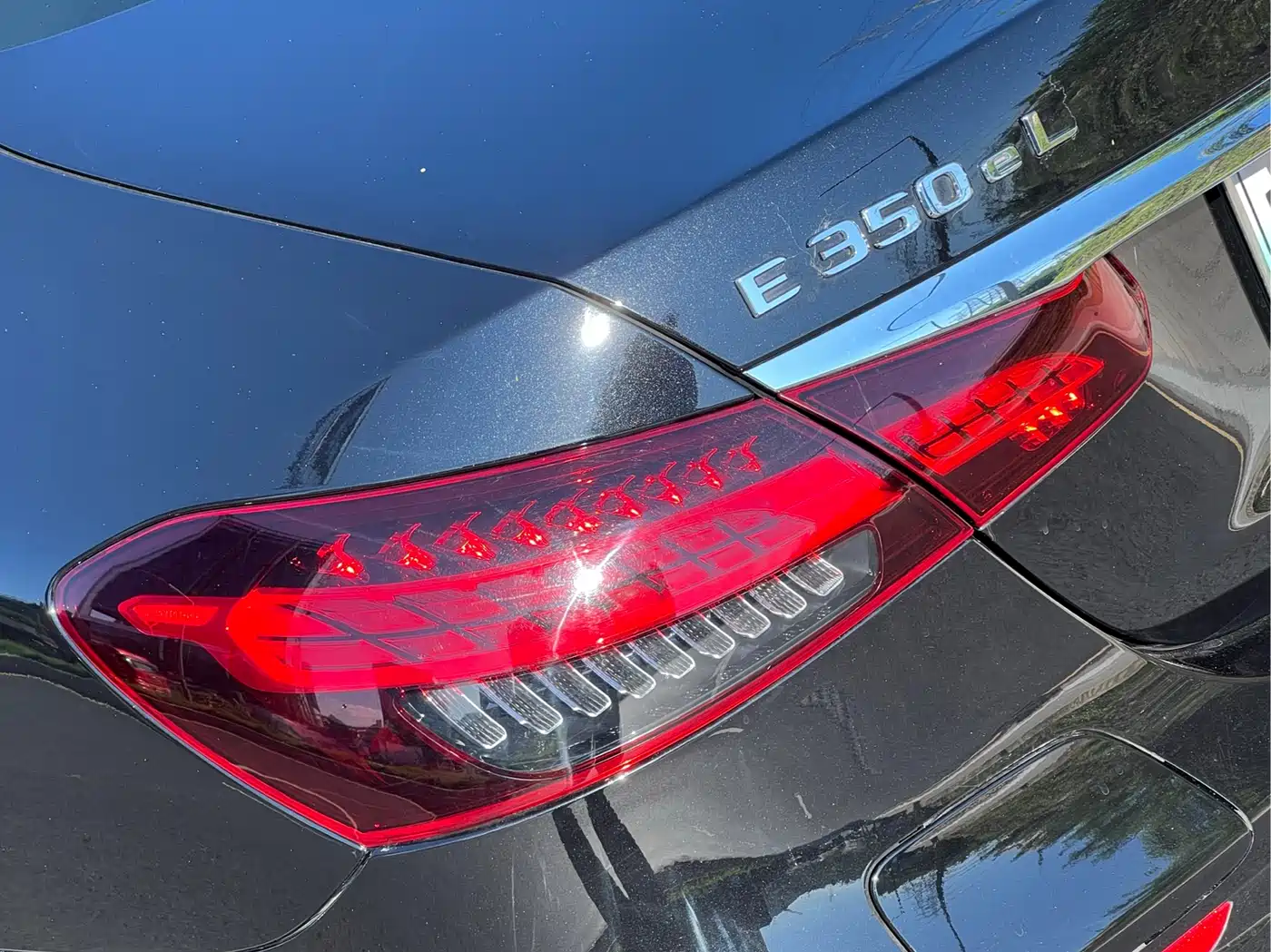 Mercedes-Benz E-Class New Energy 2022 E 350 e L Plug-in Hybrid Sedan фото 6