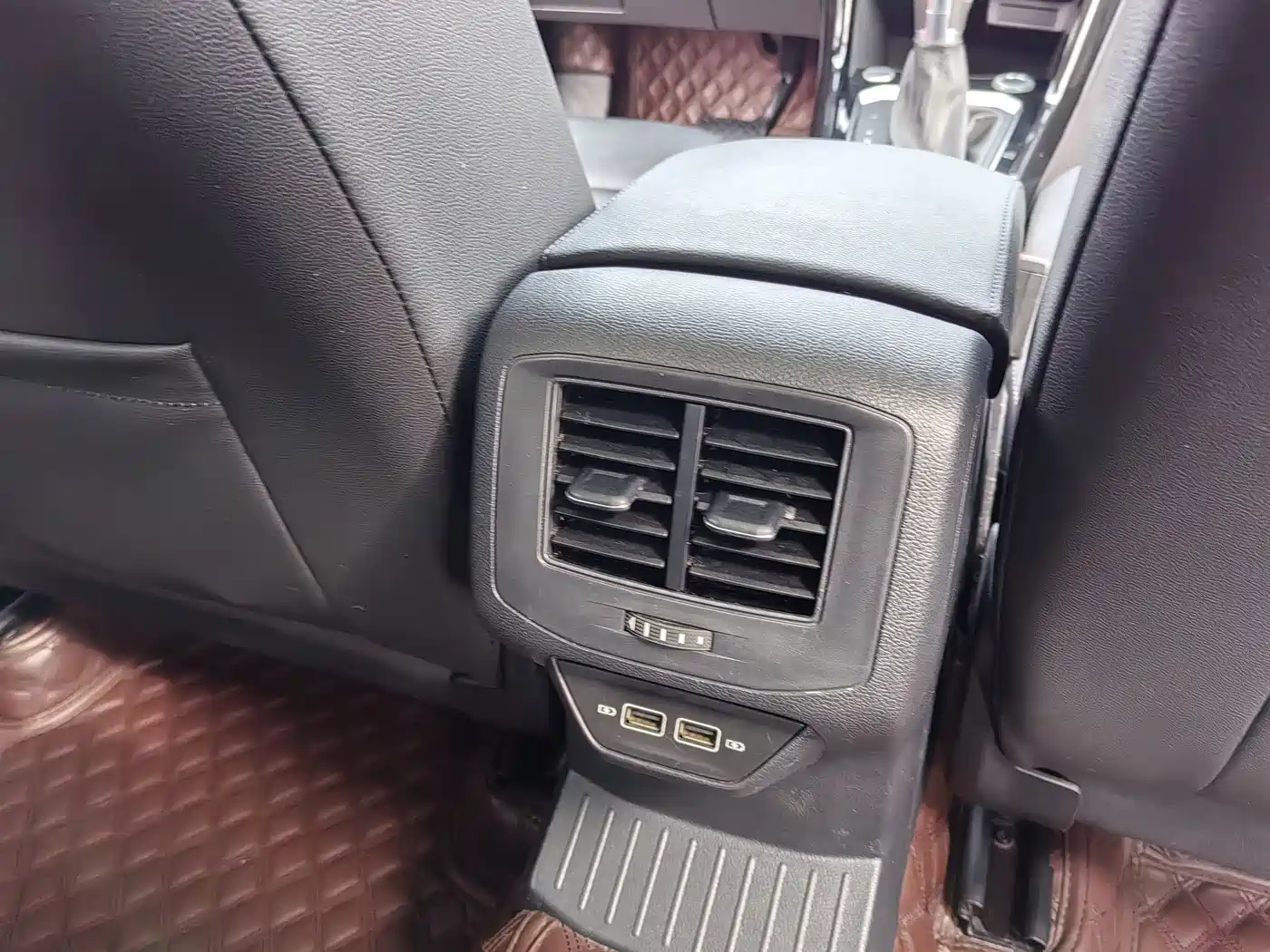 VOLKSWAGEN T ROC EXPLORING SONGS