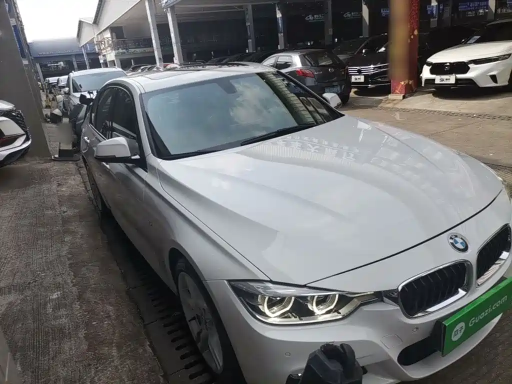 BMW 3 Series 2018 320i M Sport Package фото 4