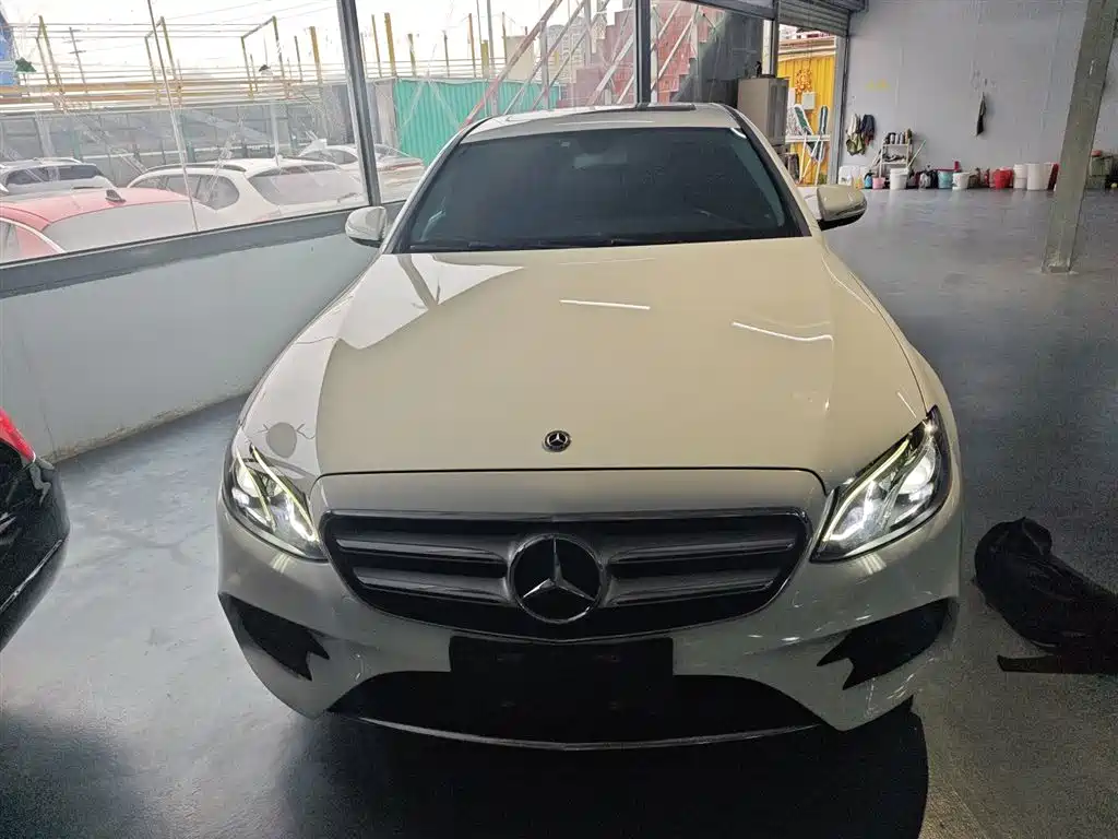 Mercedes-Benz E-Class 2018 Facelift E 200 L Sport 4MATIC фото 3