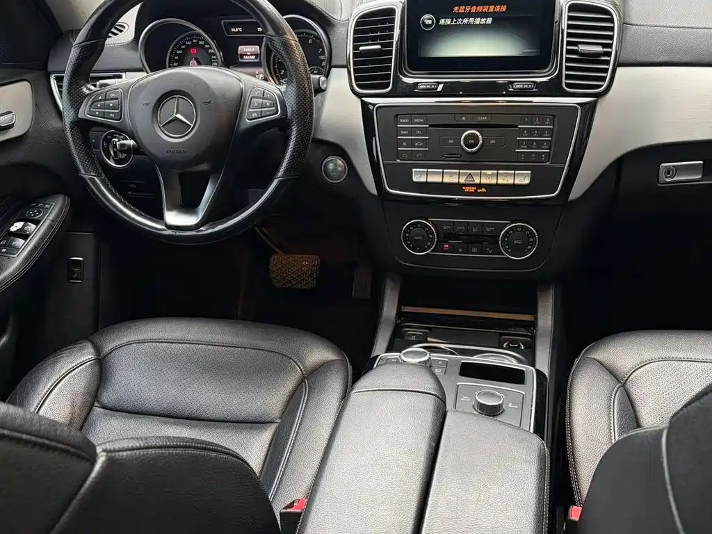 Mercedes-Benz GLE Coupe 2015 GLE 320 4MATIC Coupe SUV фото 6