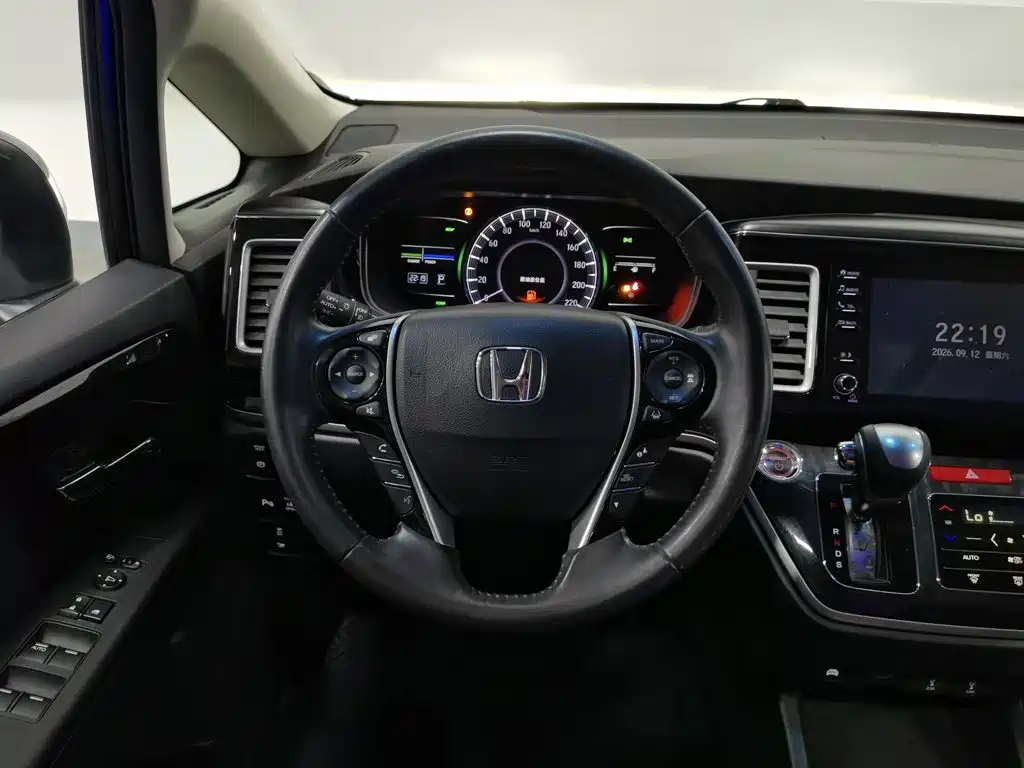 صورة 11 - Honda Elysion