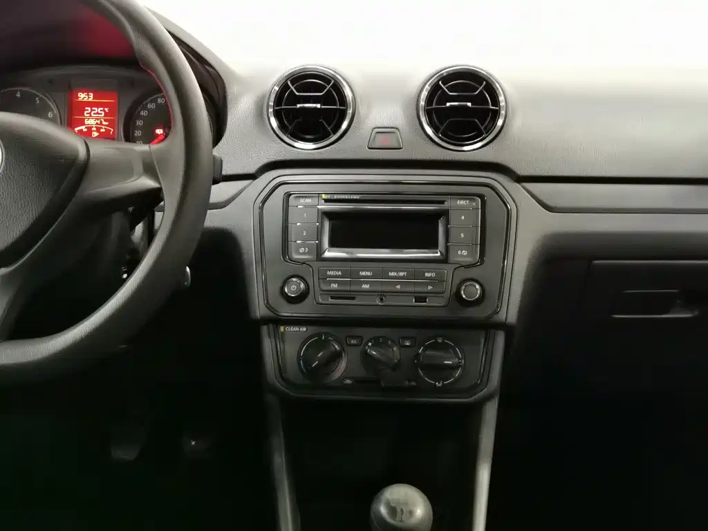 Photo 12 - Volkswagen Jetta