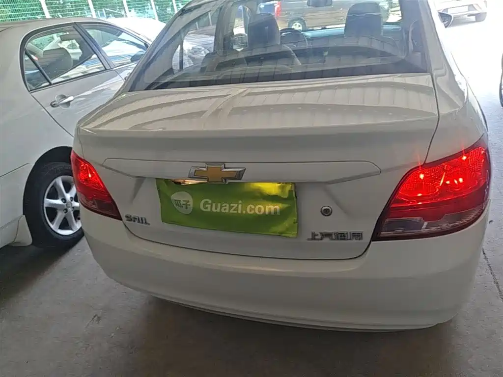 Chevrolet Sail 2015 Sail 3 1.3L AMT Ideal Edition фото 6