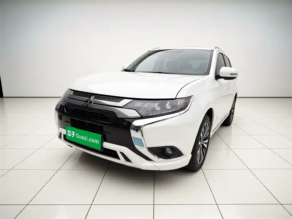 Mitsubishi Outlander 2021 2.4L 4WD Premium Edition 5-seater