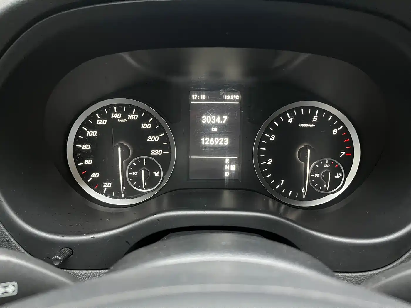 Mercedes-Benz Vito 2021 2.0T Elite 7-Seater фото 23