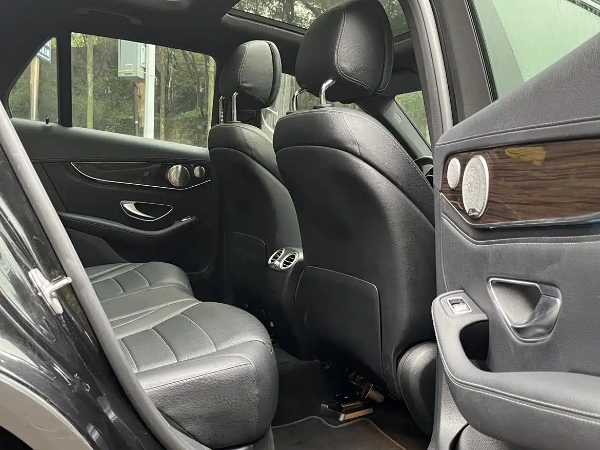 Mercedes-Benz GLC 2017 GLC 260 4MATIC Dynamic фото 8
