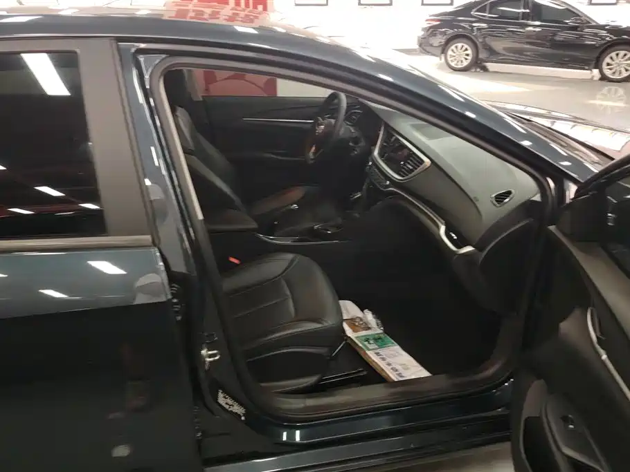 Buick Excelle 2021 Exemplar 1.5L Auto Elite фото 8