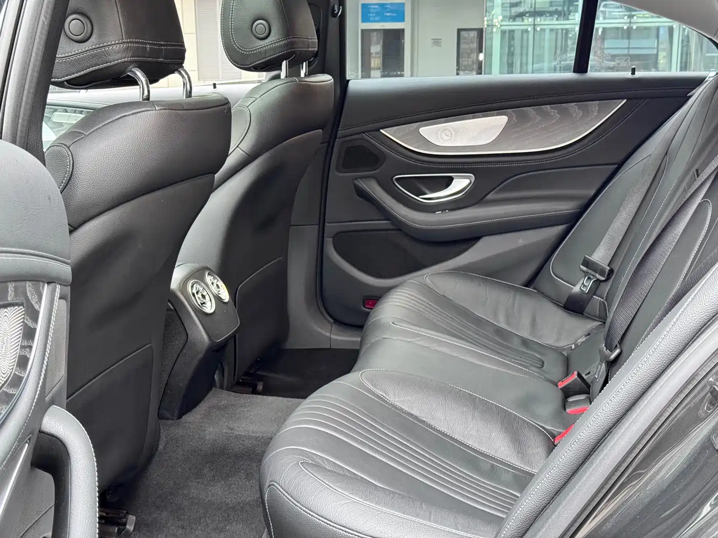 Mercedes-Benz CLS 2022 CLS 300 Dynamic фото 12