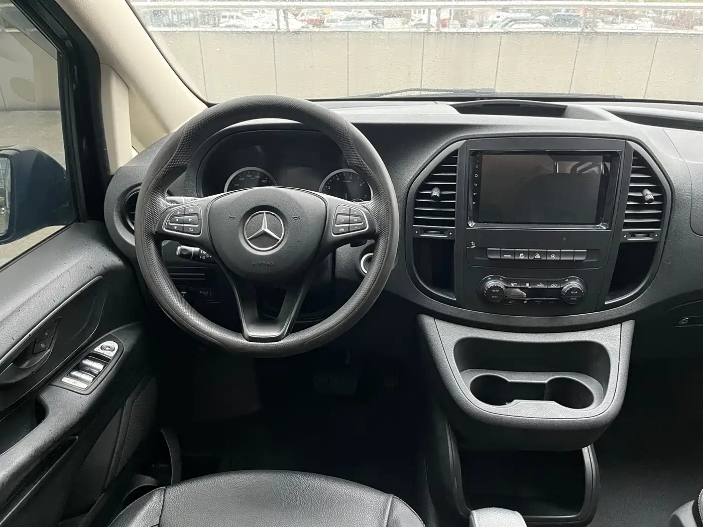 Mercedes-Benz Vito 2021 2.0T Elite 7-Seater фото 19