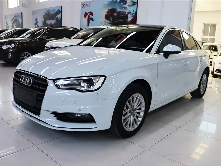Audi A3 2014 Limousine 35 TFSI Auto Trend