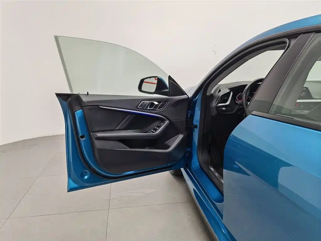 BMW 2 Series (Import) 2021 225i 4-Door Gran Coupe M Sport Shadow Edition фото 8
