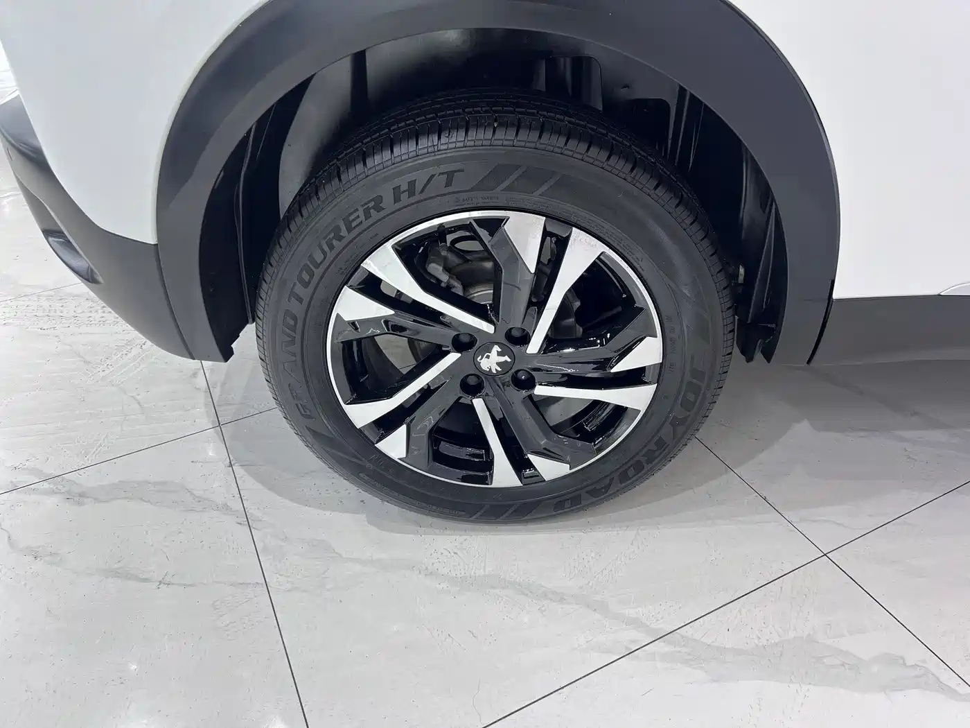 Peugeot 2008 2023 2022 230THP THE ONE