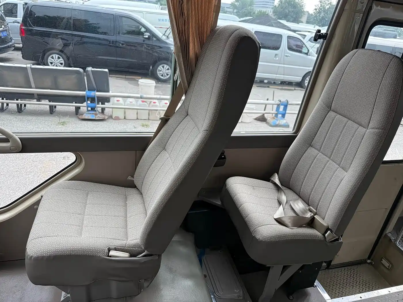 Toyota Coaster 2009 2007 2.7L Gasoline Premium Upgrade Edition 23-seater