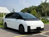 Фото 2 - Li Auto MEGA