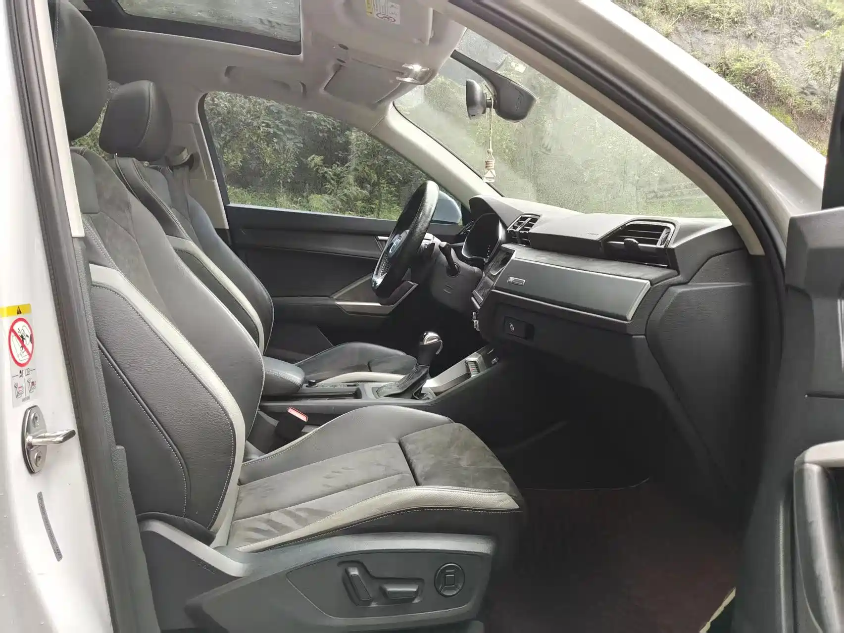 Photo 15 - Audi Q3