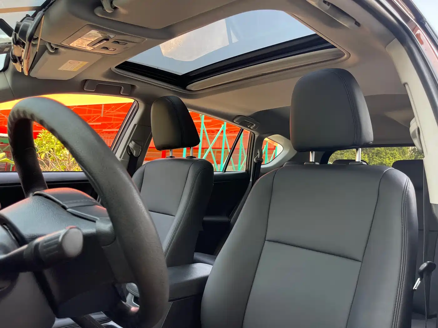 Toyota RAV4 Rongfang 2016 2.0L CVT 2WD Trend (China V) фото 15