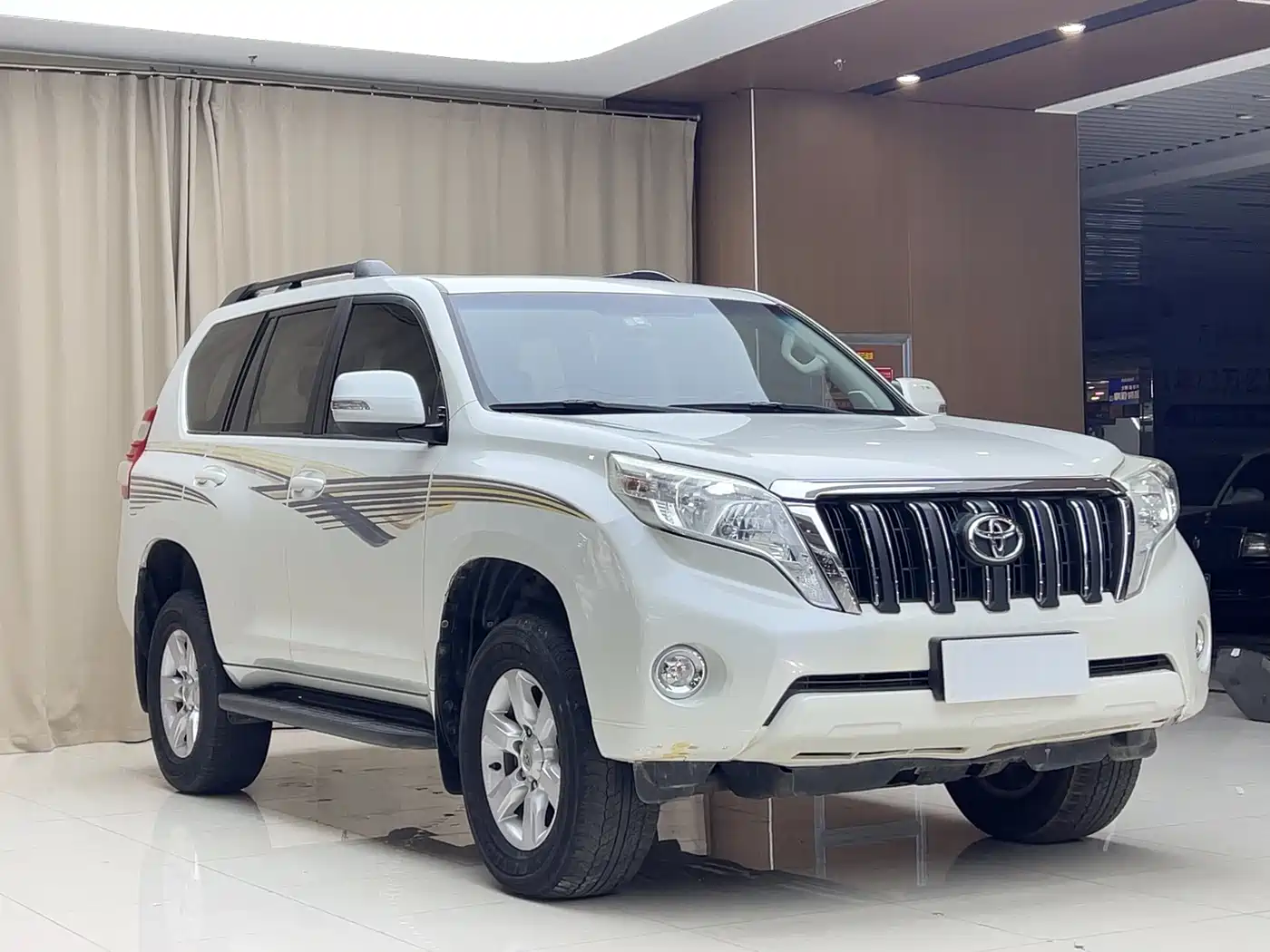 Toyota Prado 2016 2.7L Auto Standard Edition фото 3