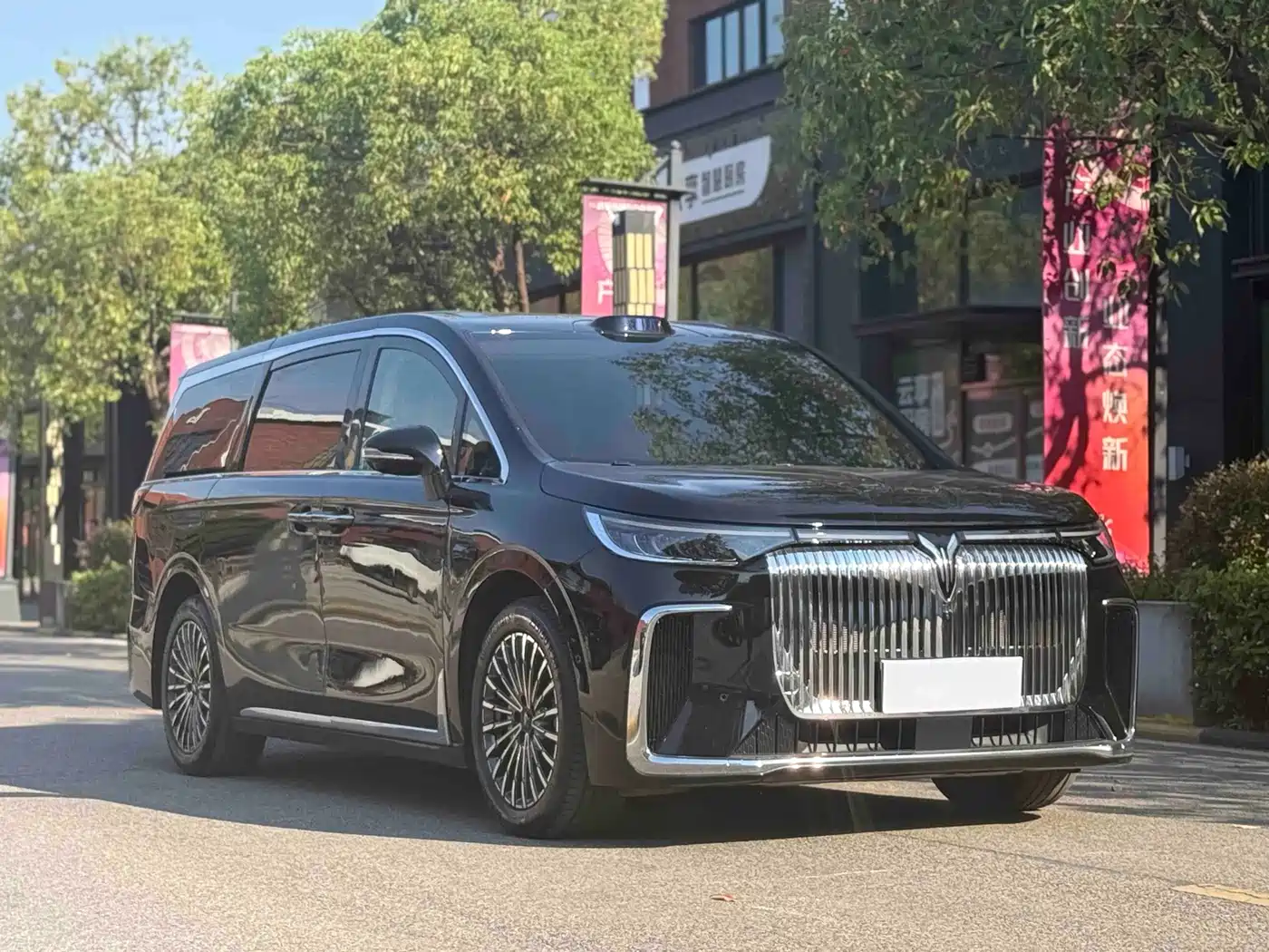 Voyah Dreamer 2025 2026 PHEV Qiankun Pro