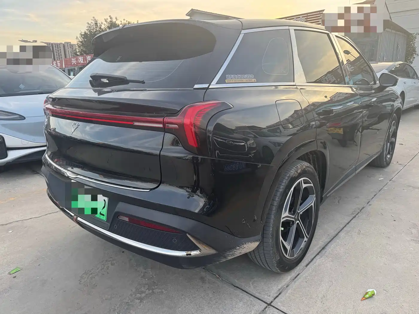 Nezha Auto Nezha L 2024 2024 Extended Range 310 Flash Charge Red Edition