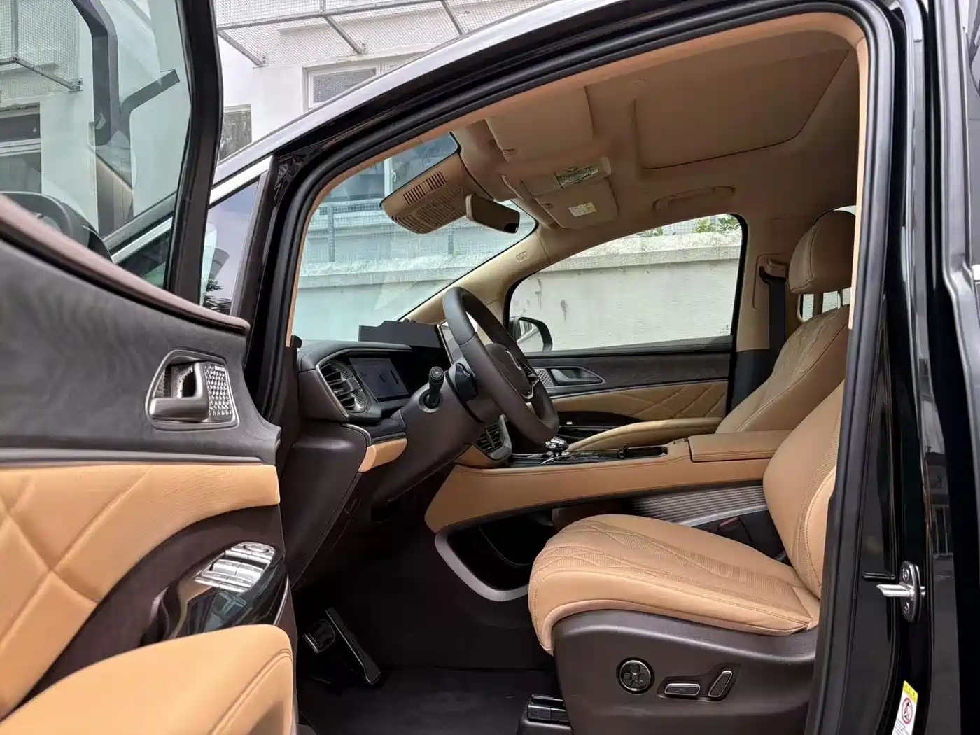 Denza D9 2026 2025 DM-i Smart Driving Edition 1020 AWD Flagship