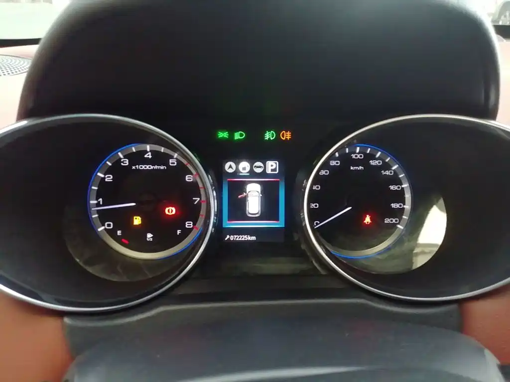 Dongfeng Aeolus Dongfeng Fengshen AX4 2018 2017 1.6L DCT Trendy