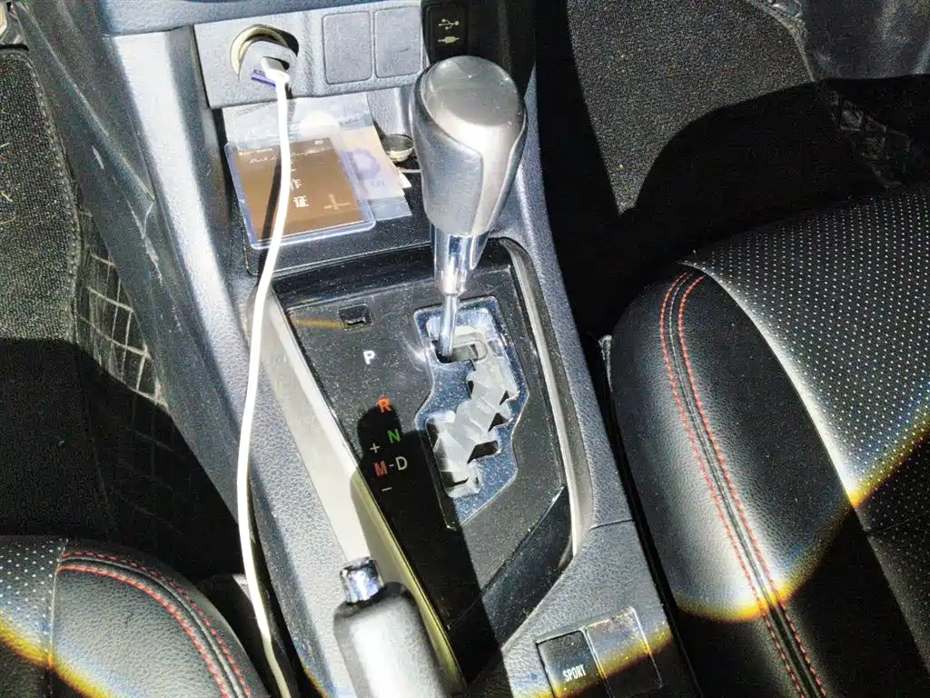 Toyota Levin 2014 1.8GS CVT Elite Edition фото 15