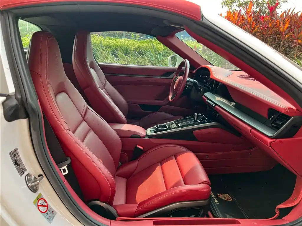 Porsche 911 2023 Targa 4 3.0T фото 11