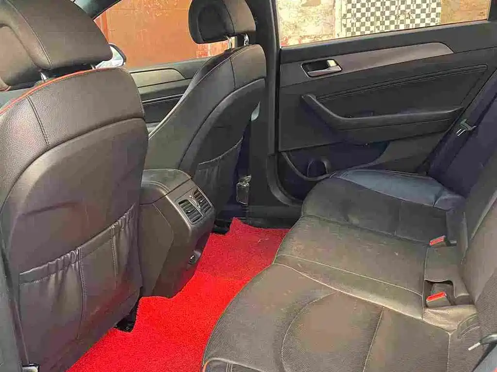 Hyundai Sonata 2015 1.6T DLX Premium фото 7