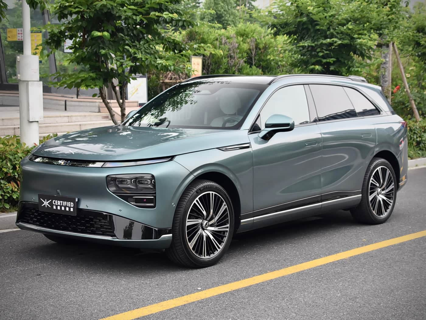 XPeng G9