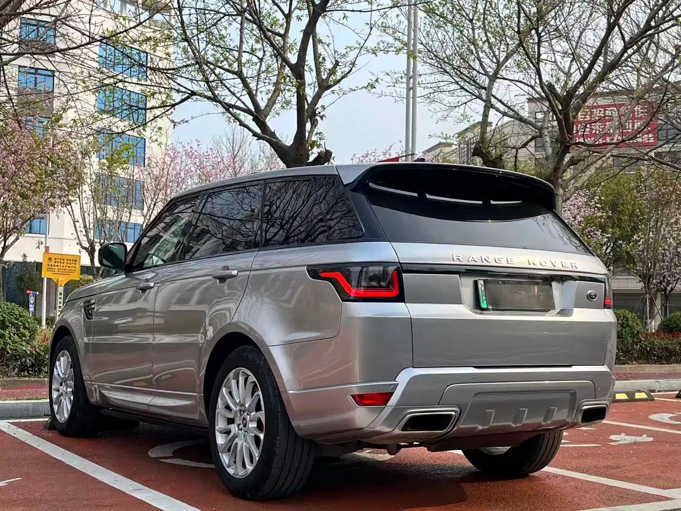 LAND ROVER RANGE ROVER SPORT NEW ENERGY