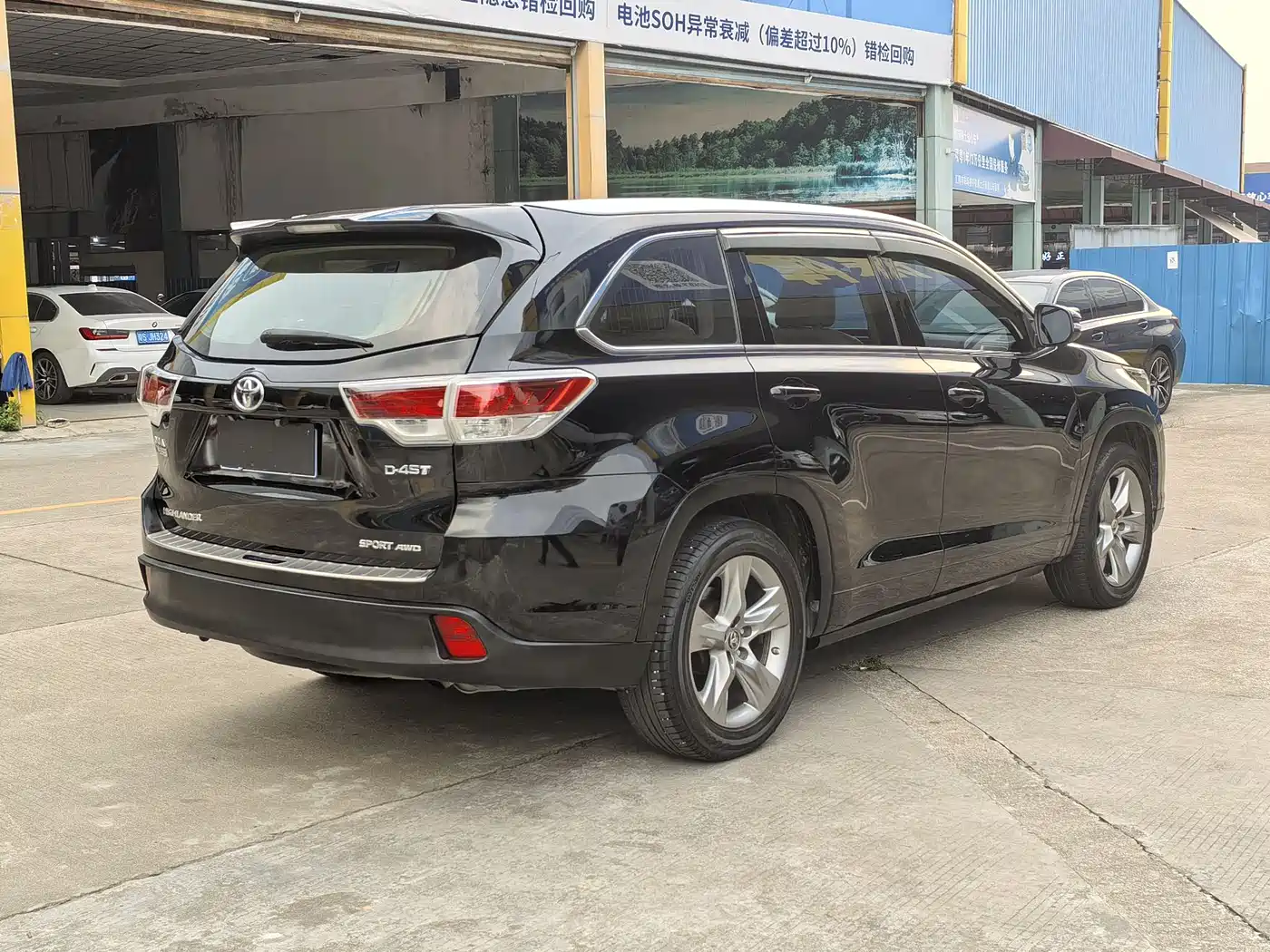 Toyota Highlander 2015 2.0T AWD Luxury Edition 7-seater фото 6
