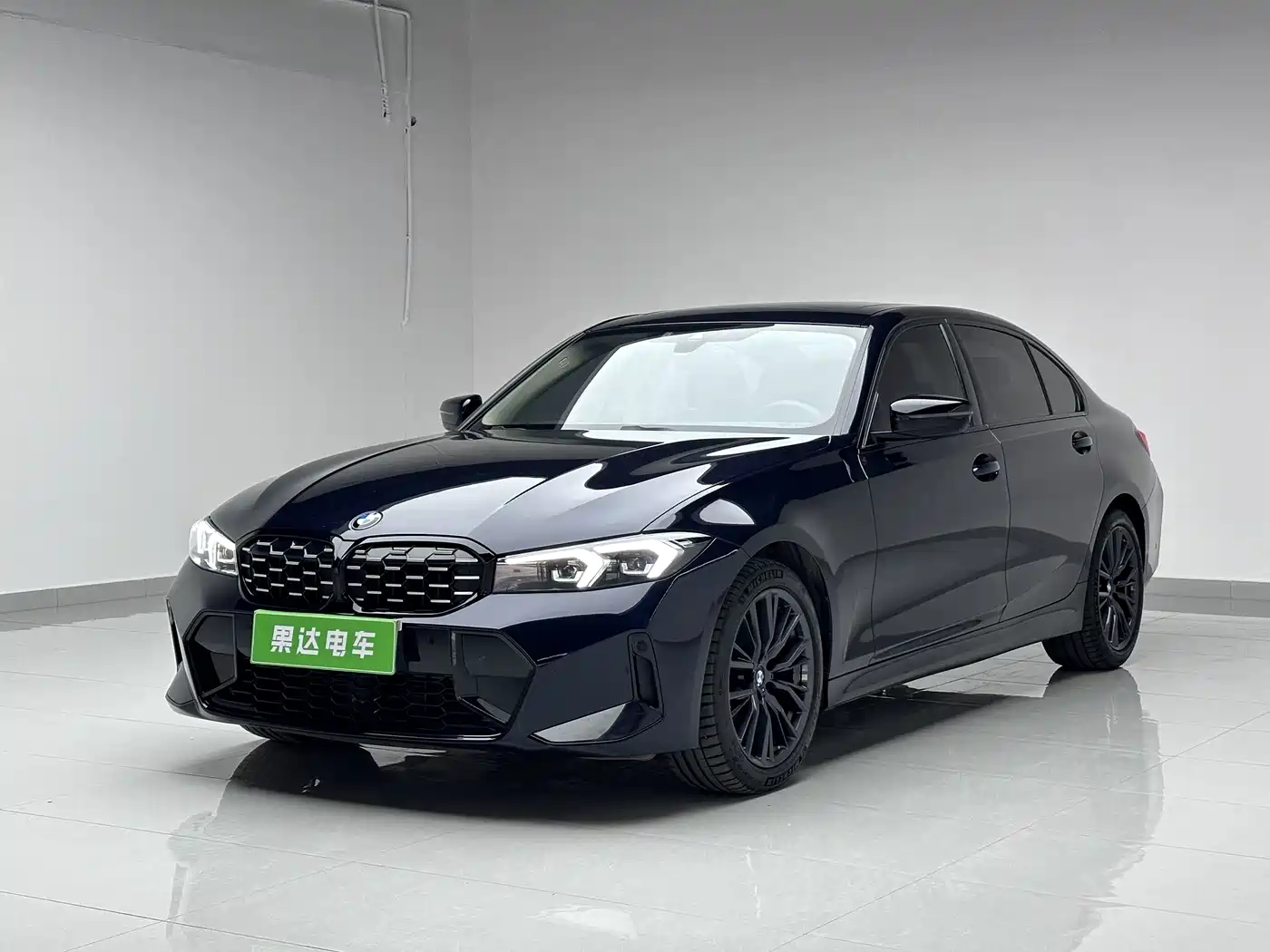 BMW 3 Series 2023 325Li M Sport Black Night Package