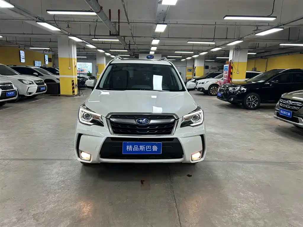 Subaru Forester 2016 2.5i Prestige Navigation Edition фото 2