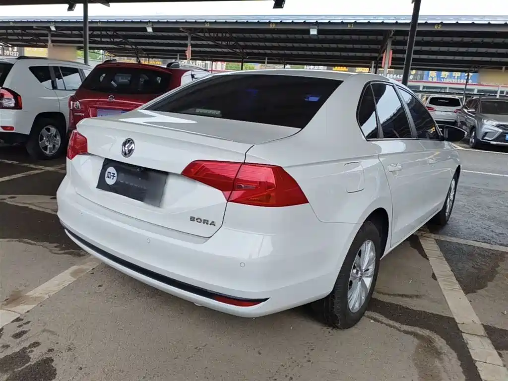 Volkswagen Bora 2016 Model 1.6L Automatic Fashion фото 7