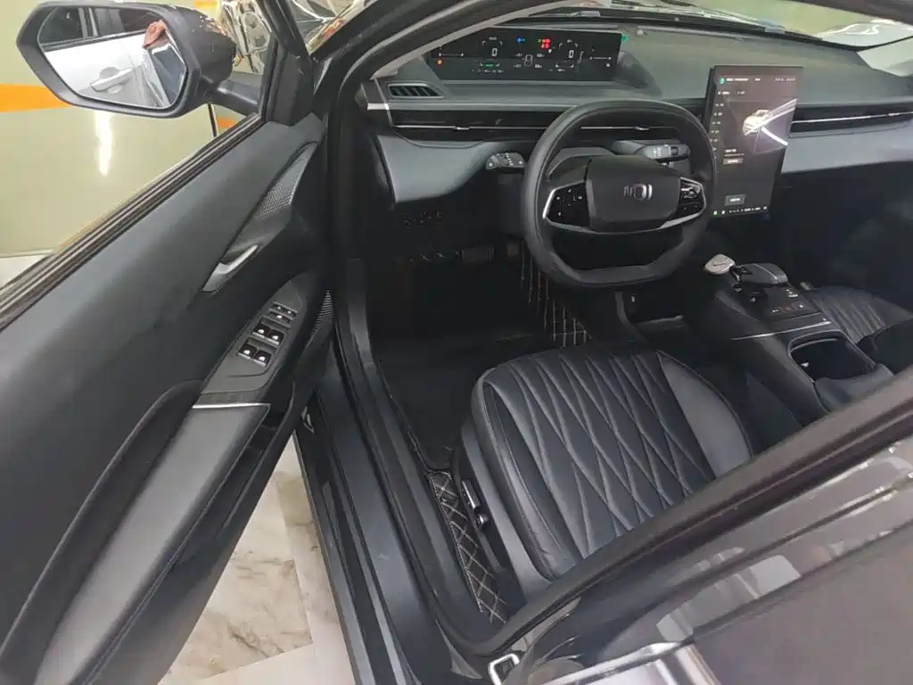 Changan Qiyuan A05 2024 2024 Deluxe Edition 70 Surpass