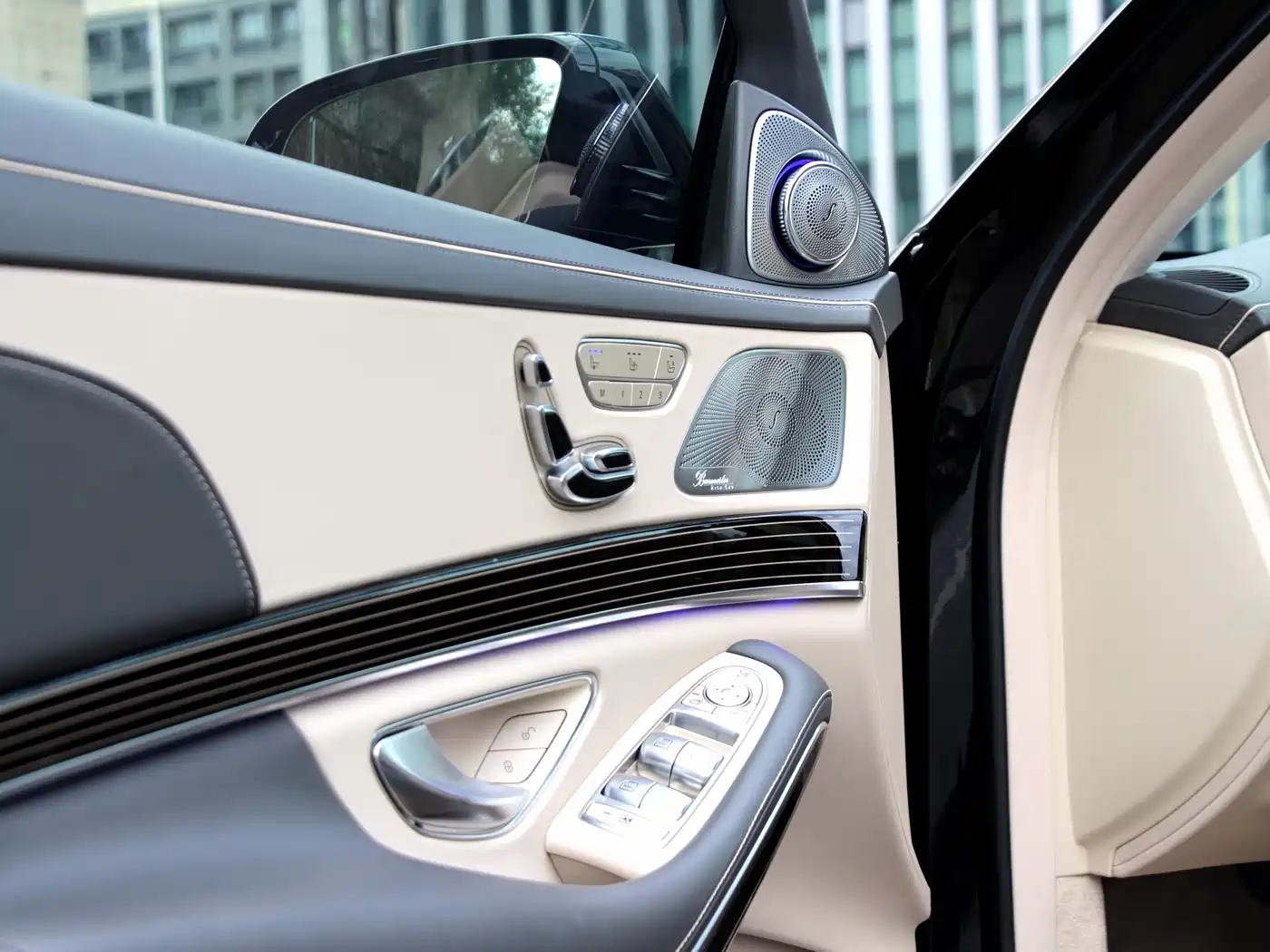 Mercedes-Benz Maybach S-Class 2018 Model S 680 фото 10