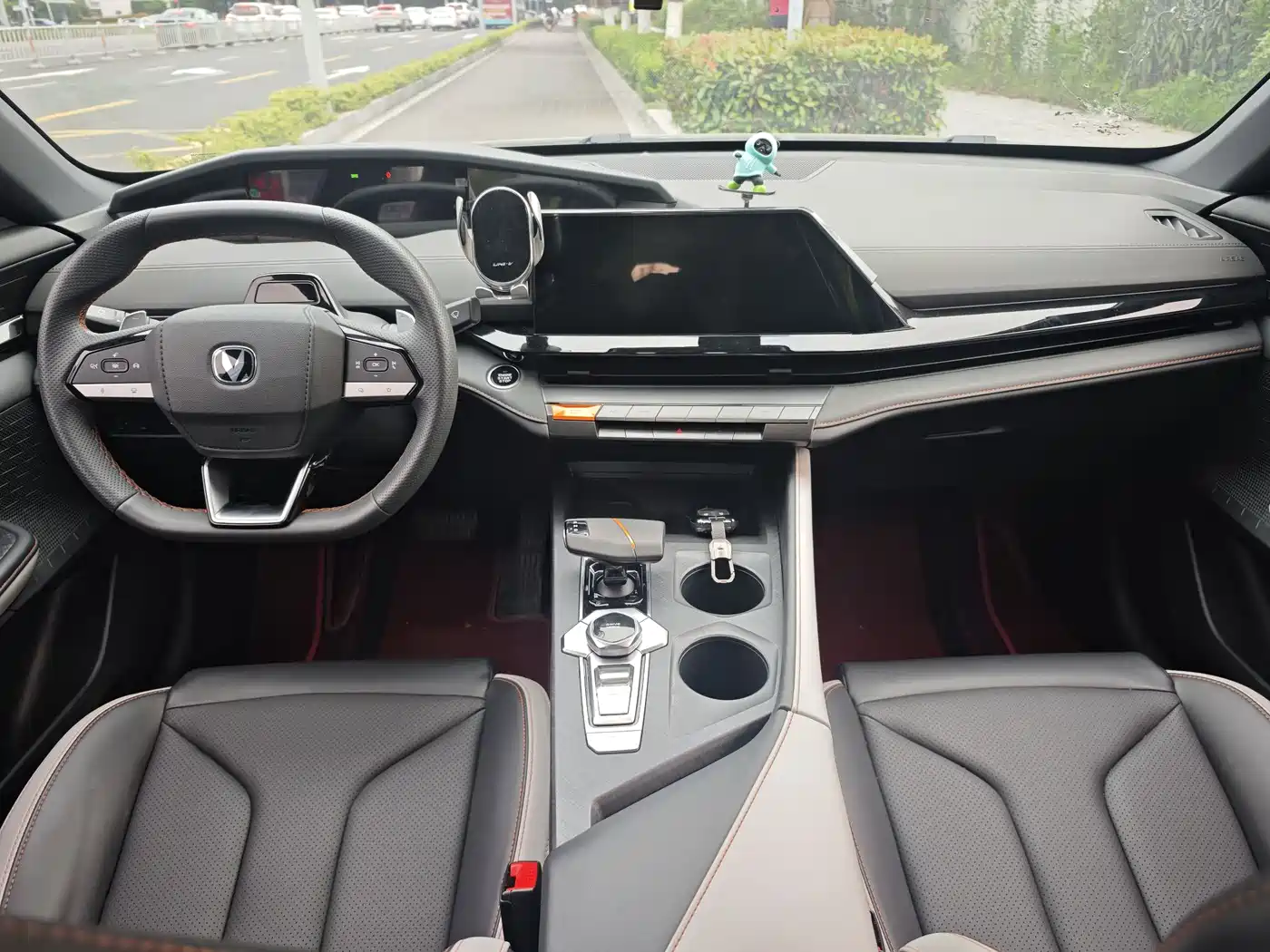 CHANGAN UNI-V