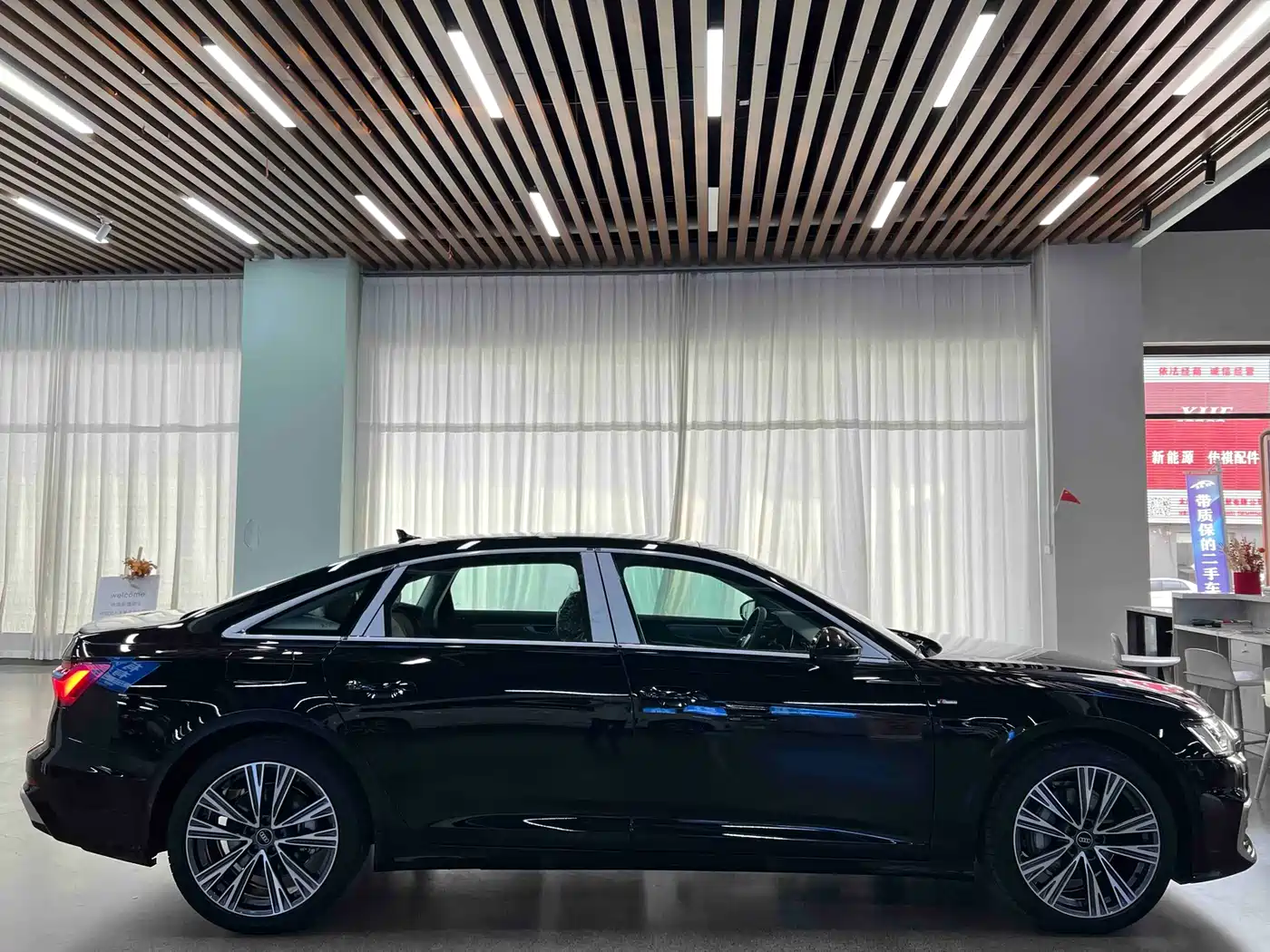 Audi A6L 2026 Model Year 45 TFSI Premium Dynamic фото 19