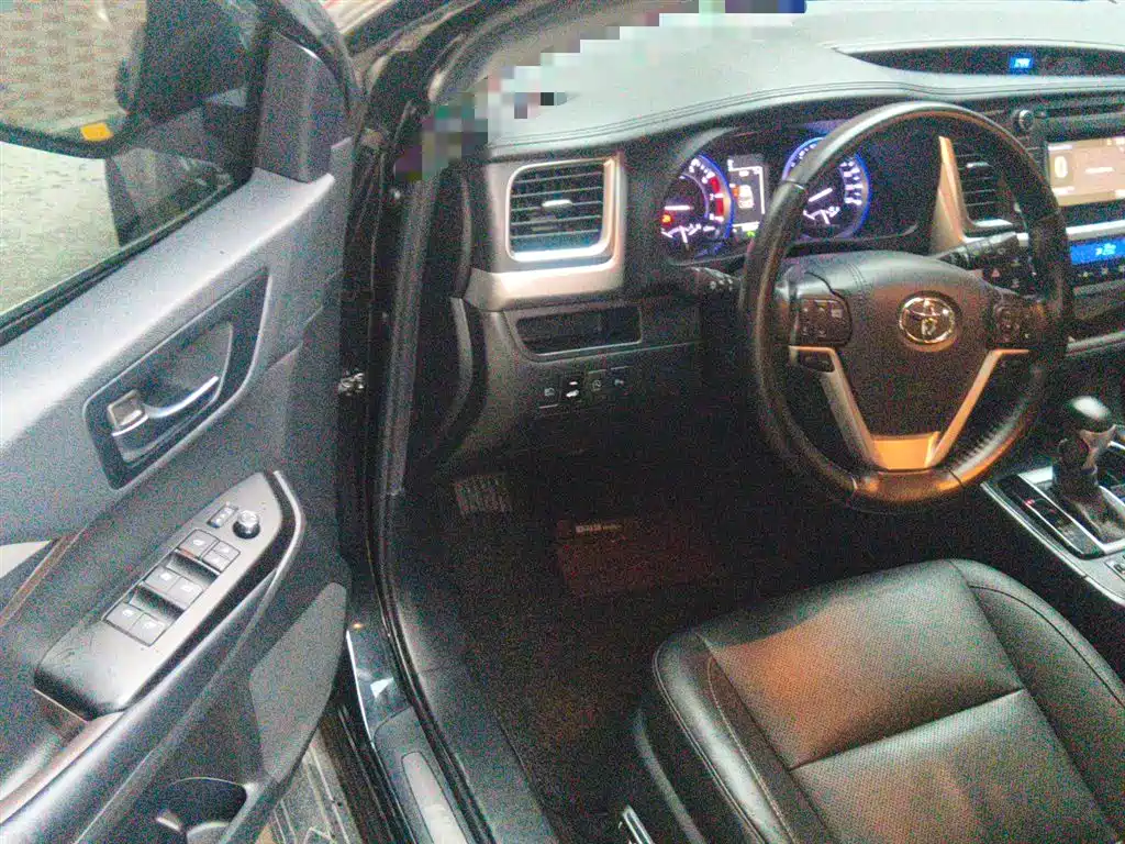 Toyota Highlander 2018 2.0T 4WD Luxury 7-seater China VI фото 12