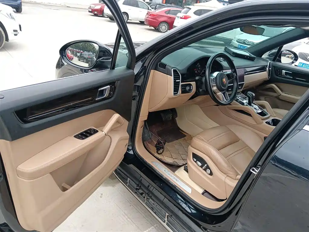 Porsche Cayenne 2019 Cayenne 3.0T фото 12