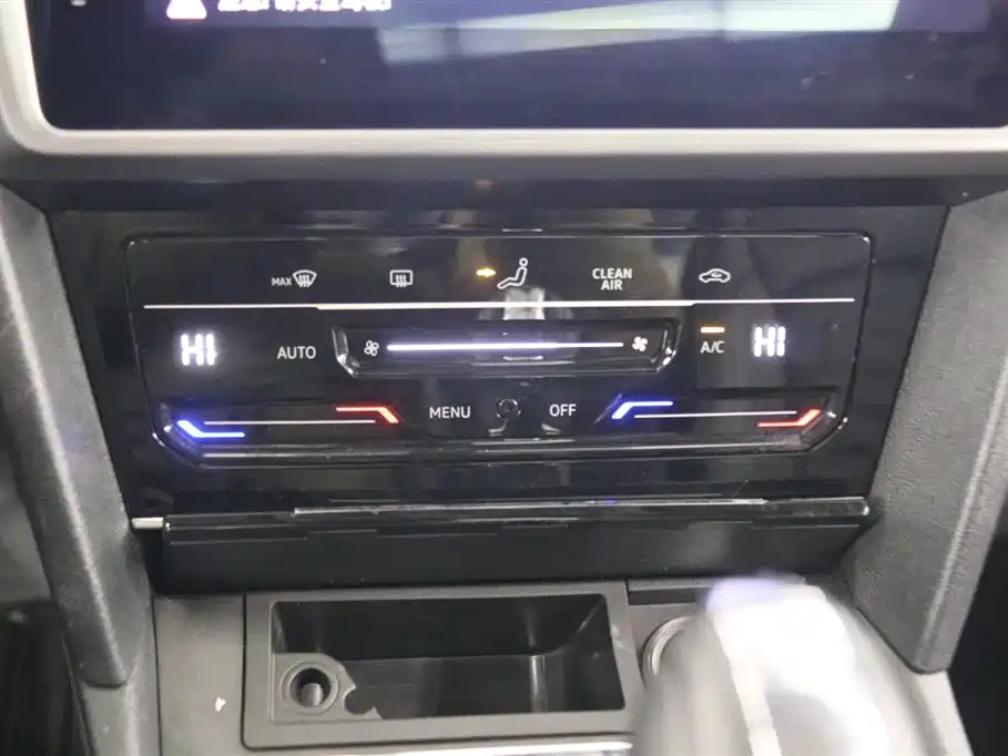 Volkswagen Lamando 2021 280TSI DSG Comfort Edition фото 9
