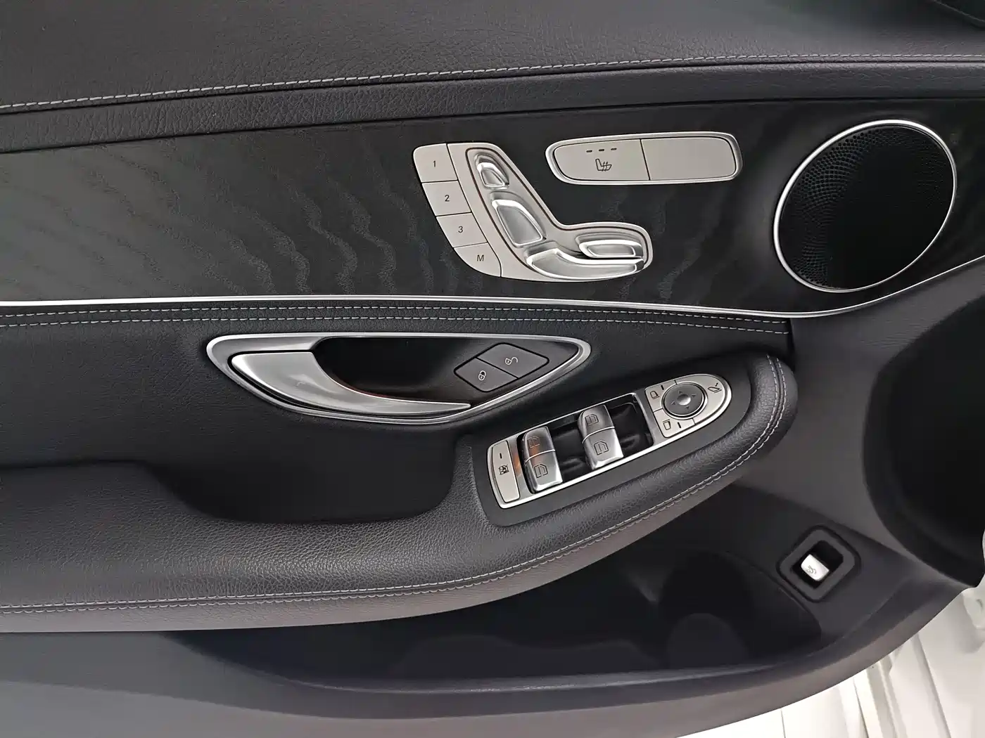 Mercedes-Benz C-Class 2020 C 260 L Sport фото 34