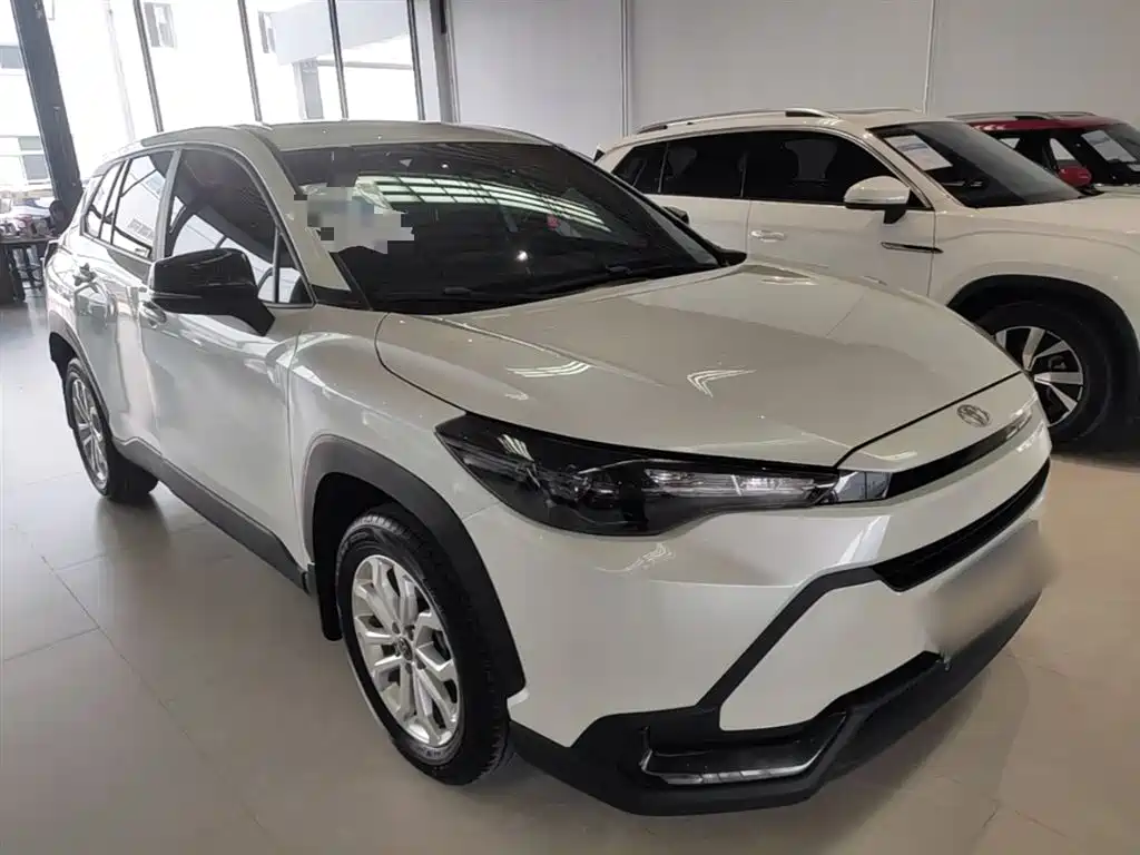 Toyota Frontlander 2025 2.0L CVT Base Version фото 4