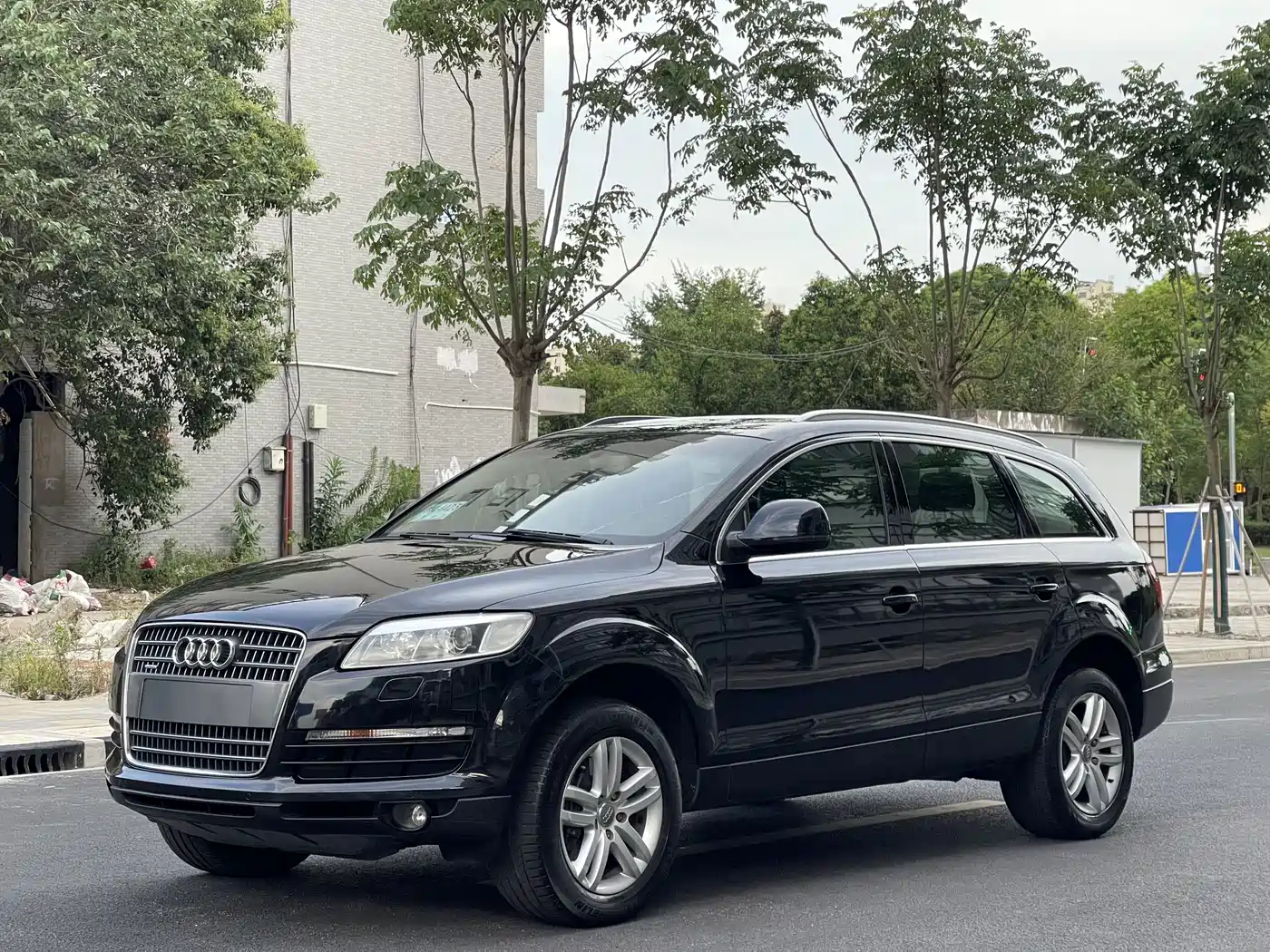 Photo 1 - Audi Q7