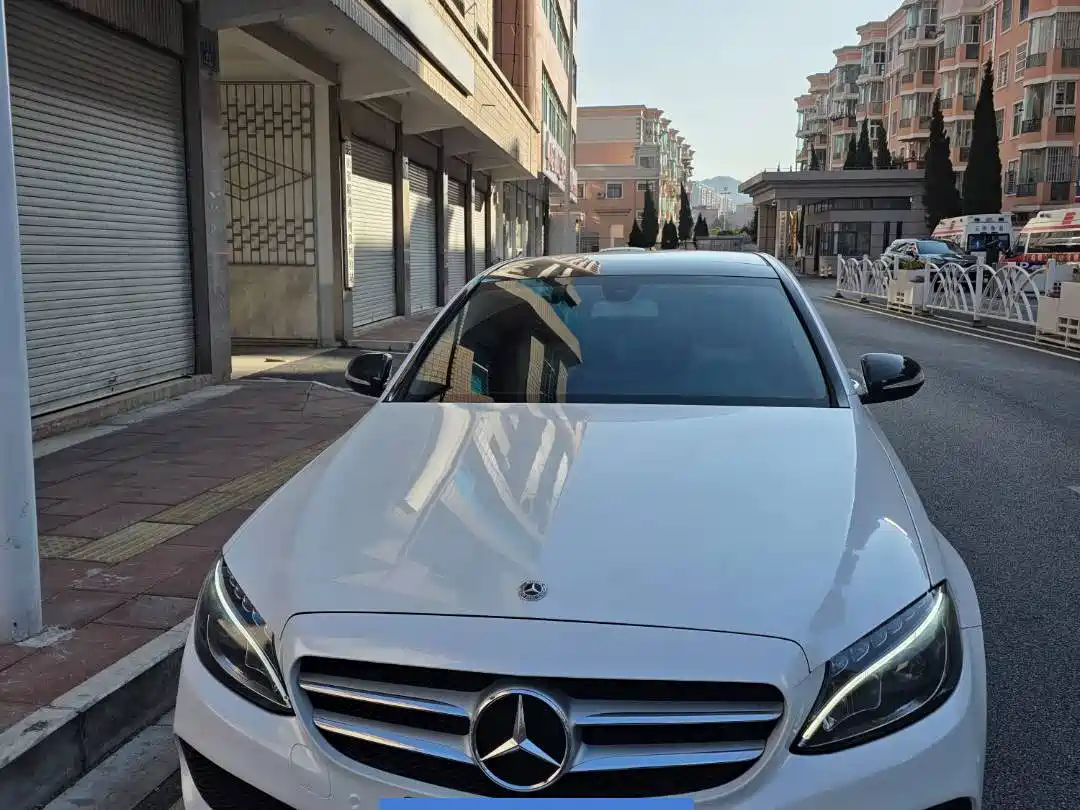 Mercedes-Benz C-Class 2016 C 200 L Sport