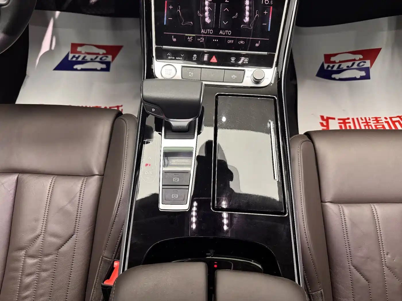 Audi A8 2018 A8L 55 TFSI quattro Launch Premium фото 12
