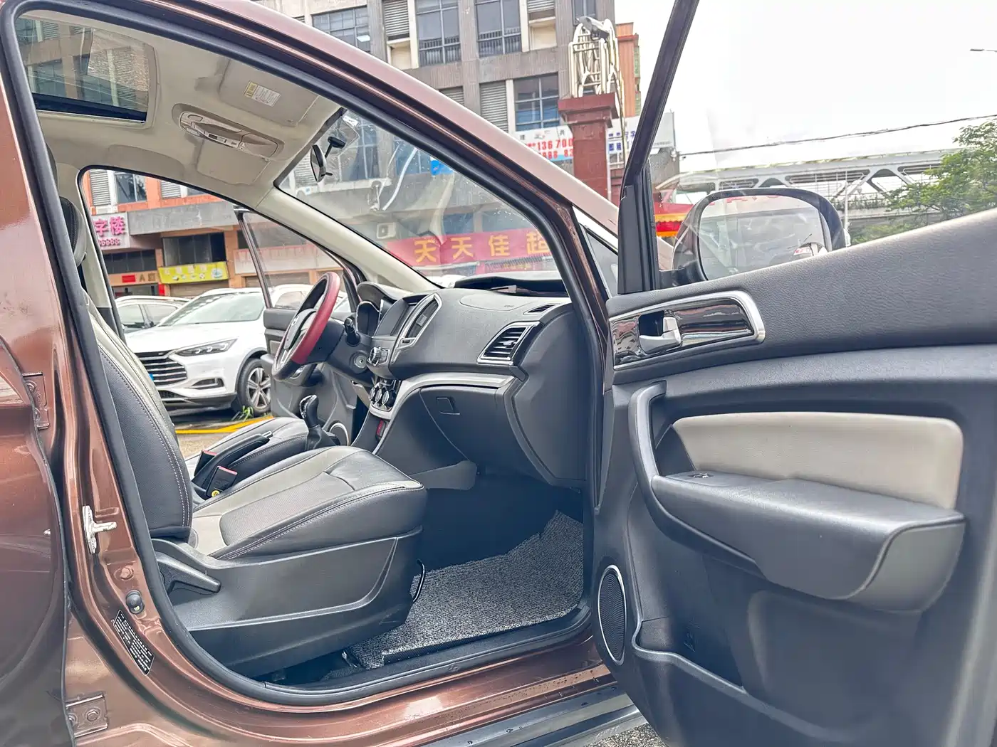 BAIC Huansu H3 2016 2016 H3F 1.5L Manual Luxury